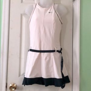 tennis dress sz Small